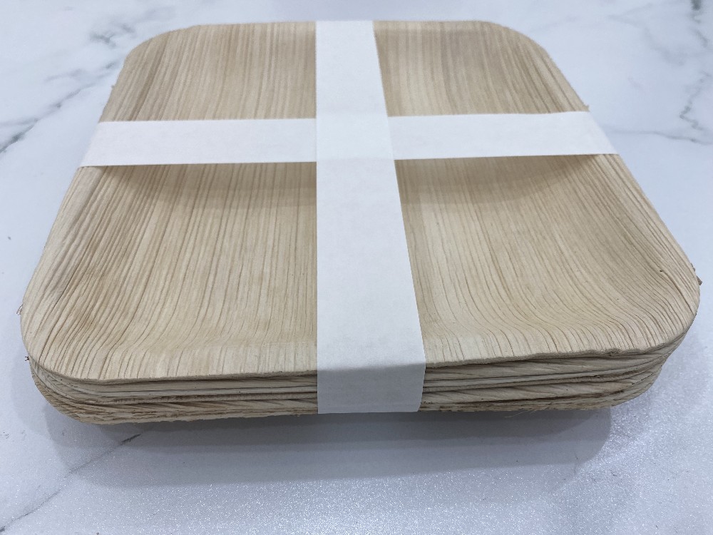 束帶機(jī)捆扎打包：棕櫚葉環(huán)保餐盤